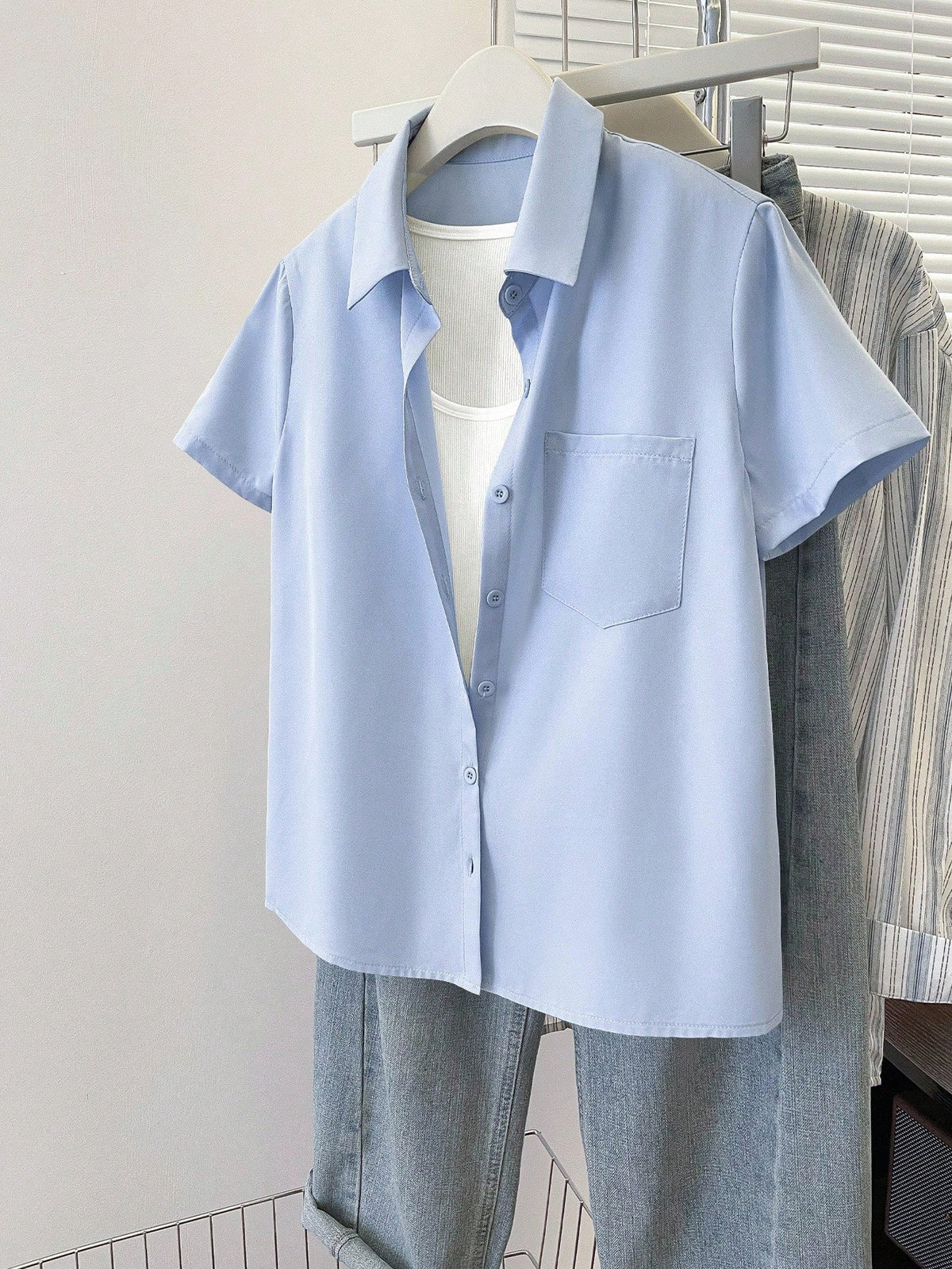 INAWLY Women's Solid Color Button-Down Short Sleeve Summer Casual Commuter Style Shirt