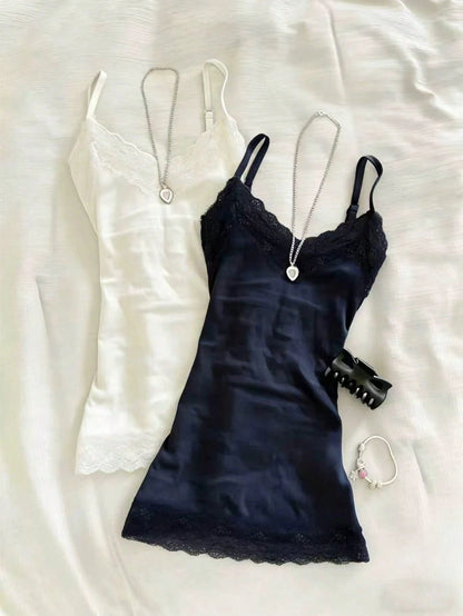 IslaSuriya Lace Patchwork Fitted Camisole For Women