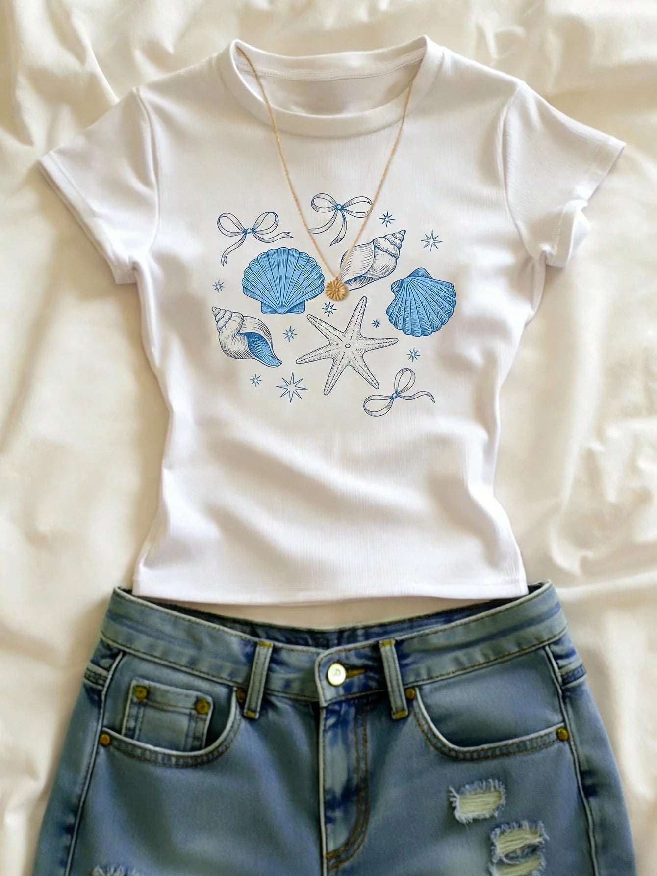 IslaSuriya Plus Size Top, Flowers Pattern, Casual For Women, Graphic Tee, Summer,Women's Beach Top Summer, Gift For Sister, Y2k Top