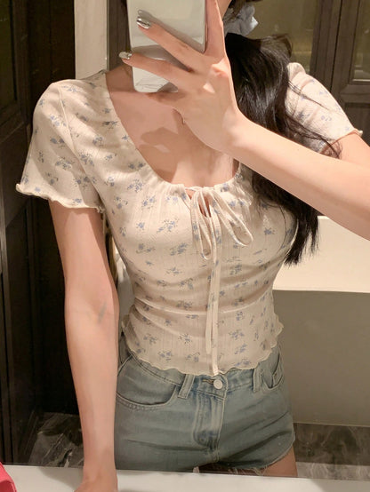 Joudiya Summer New Arrival Bow Decor Fitted Ladies T-Shirt, Dating Cute Tops Vacation Going Out Tops