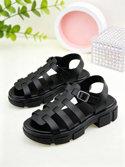Kids Girls Black Closed Toe Gladiator Sandals, Adjustable Metal Buckle Strap, Non-Slip Thick Platform Sole, Casual Summer Shoes For Beach Daily Wear