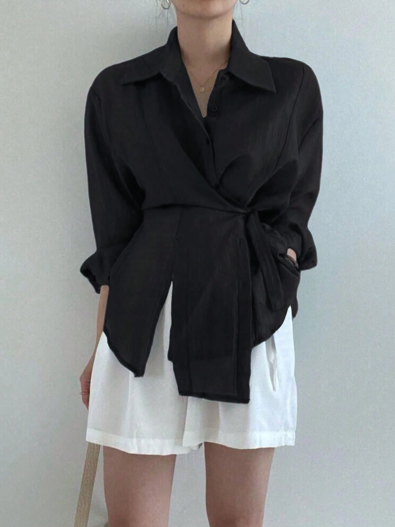 Ladies' Casual And Fashionable Simple Solid Color Shoulder Loose Wrapped Knotted Shirt For Spring And Autumn Styles,Lightweight, Slightly Translucent