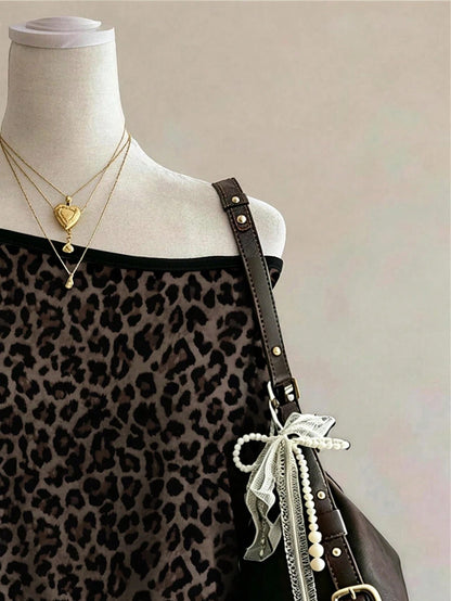 Lalippa Leopard Print Digital Print Fashion Minimalist Women's Round Neck T-Shirt Friend's Gift