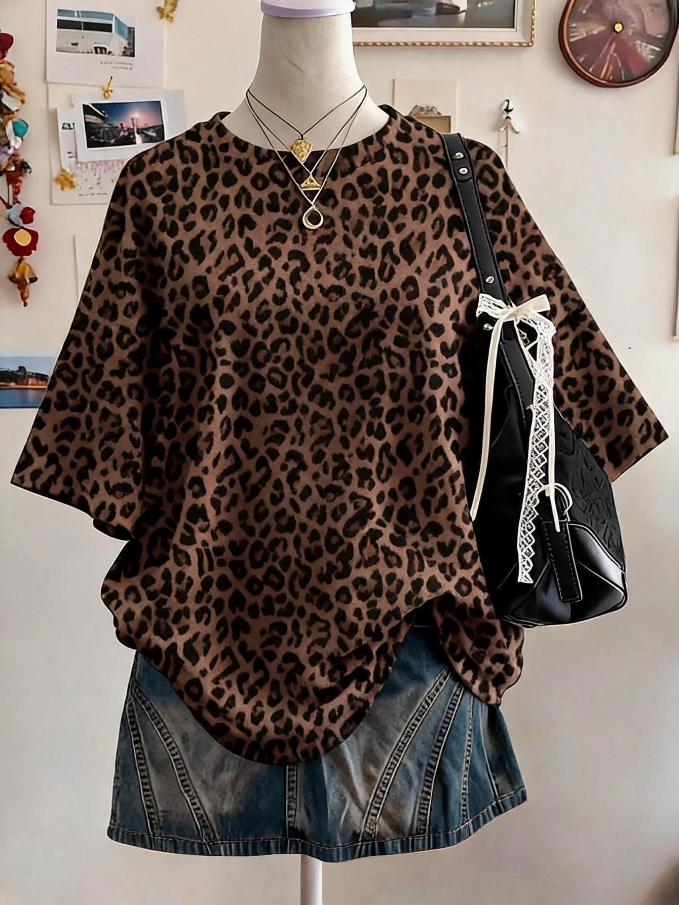 Lalippa Striped Digital Print Fashion Minimalist Women's Plus Size Long Round Neck Drop Shoulder T-Shirt, Friend's Gift