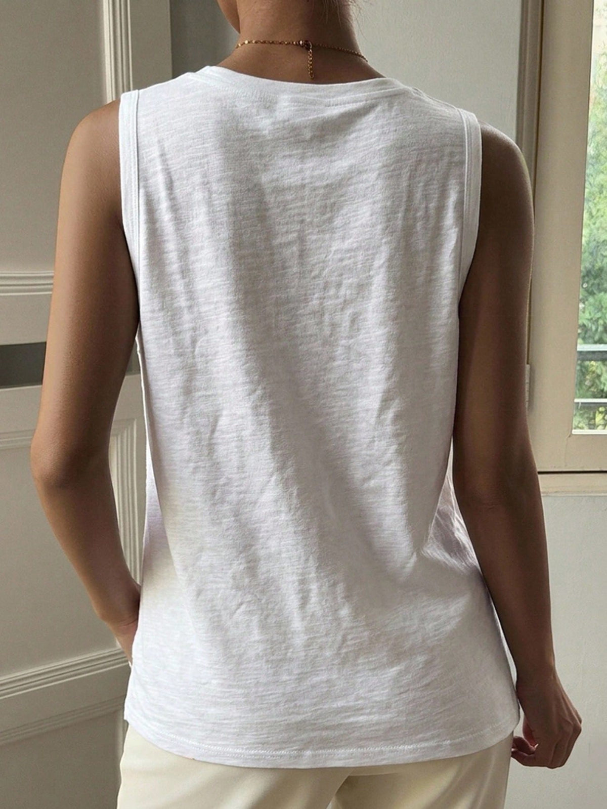 Livesso Women's Loose White Tank Top For Summer, Business Casual Office Wear, Undershirt, Vacation And Commuting