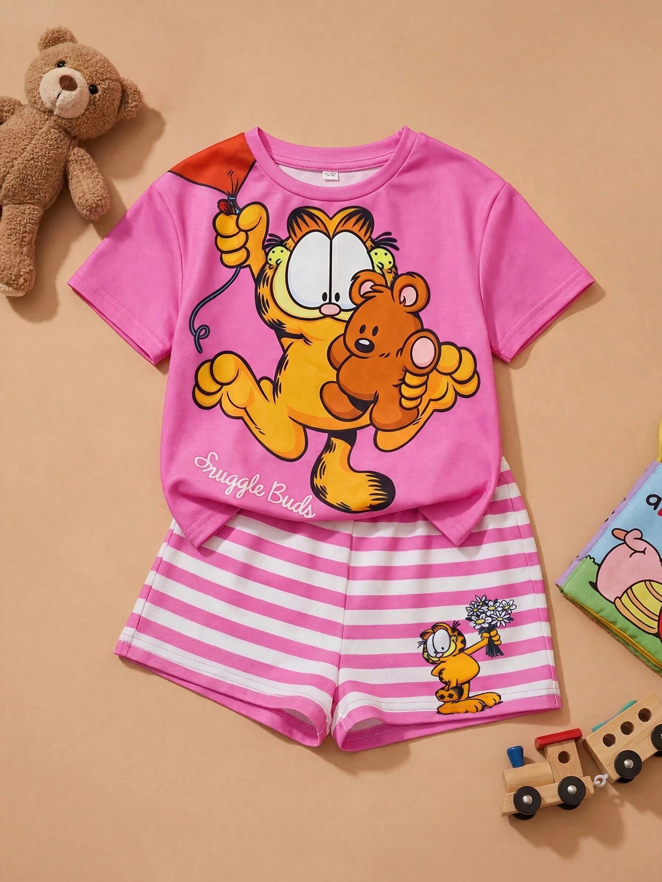 LOONEY TUNES X Baby Girl Cartoon Print Round Neck Short Sleeve T-Shirt And Heart Print Shorts Set