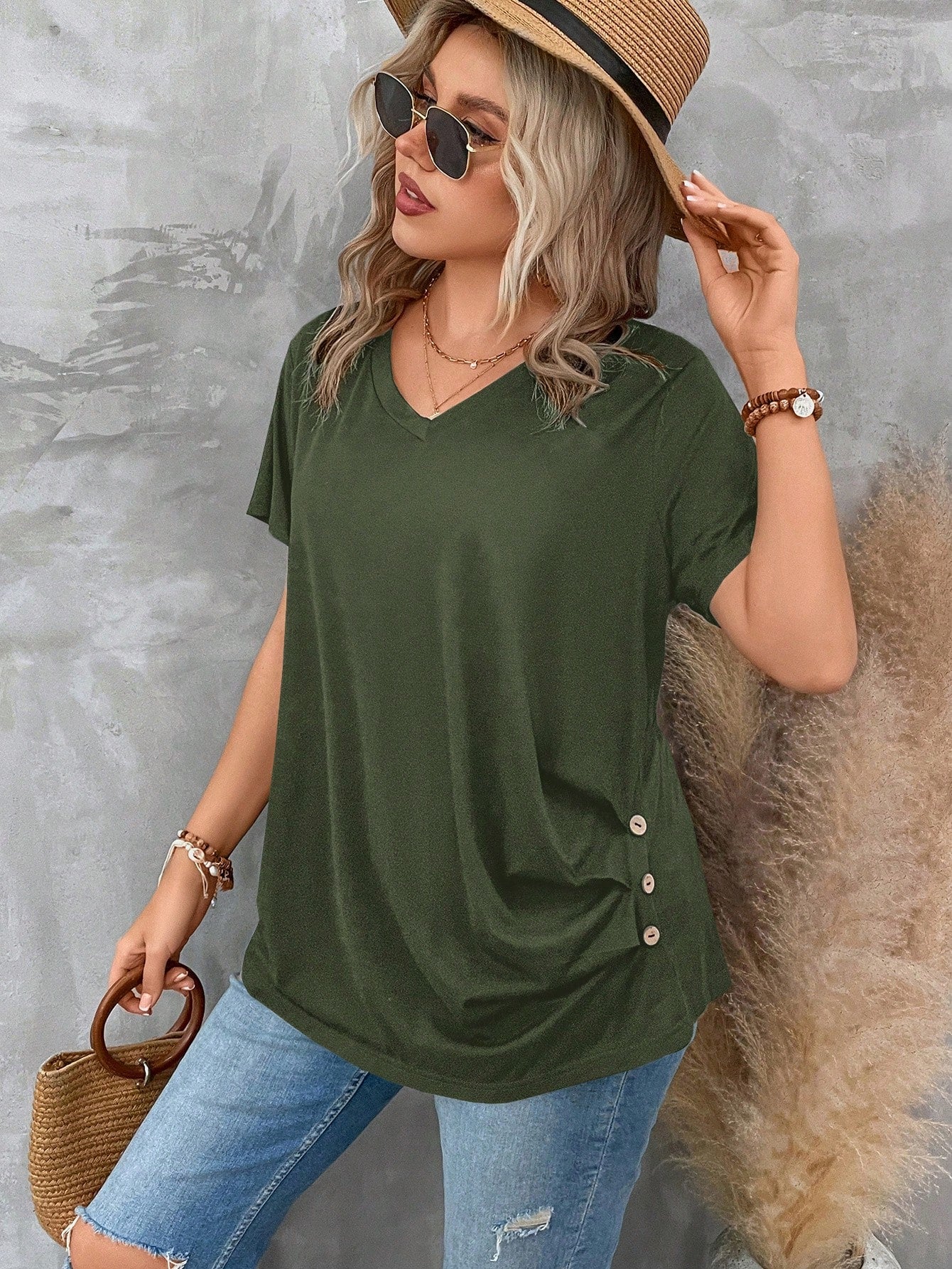 LUNE Plus Size Women's V Neck Short Sleeve Pleated T-Shirt Solid Button Detail Tee Button Detail Ruched Tee Tops