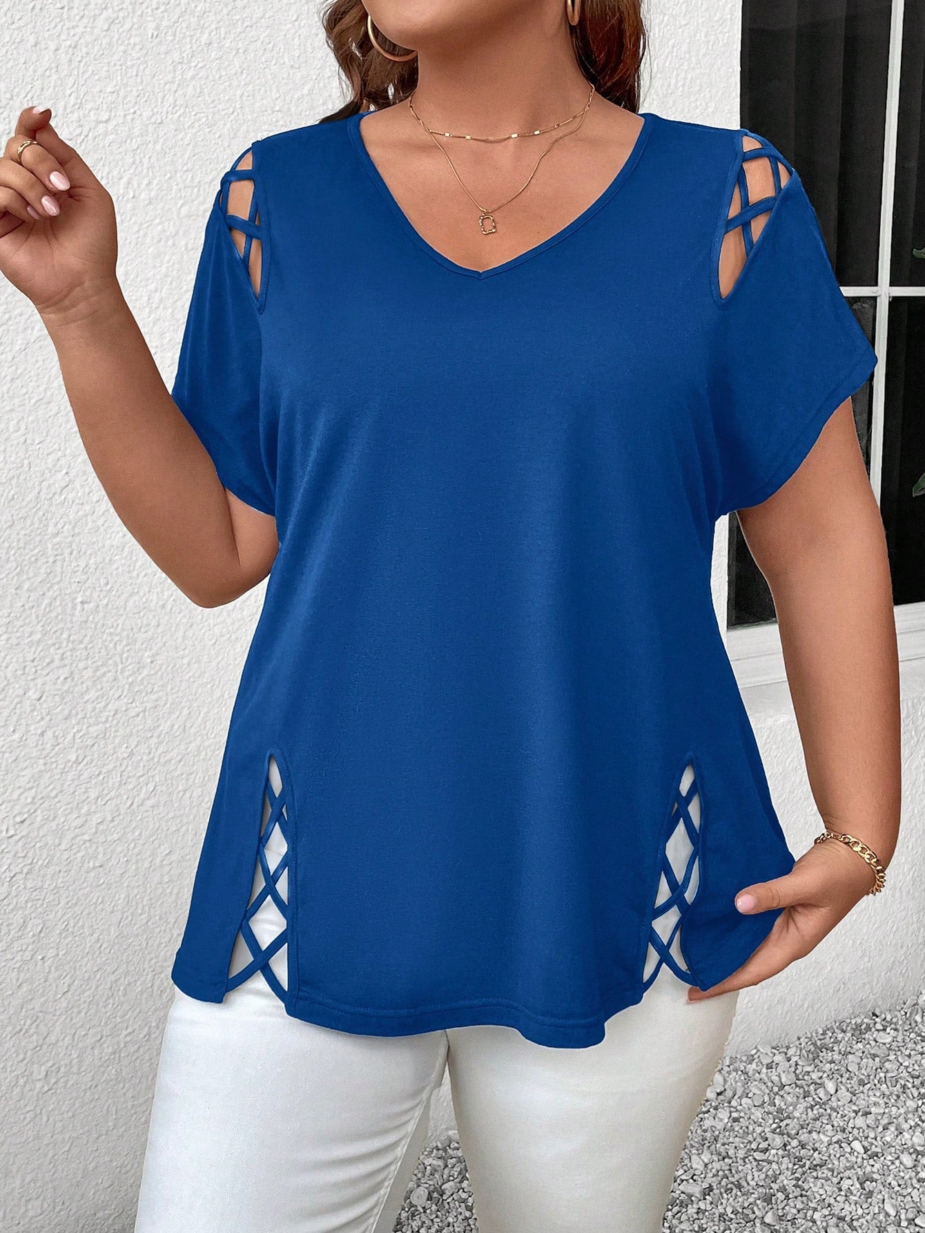 LUNE Plus Size Women V-Neck Crisscross Hollow Out Solid Short Sleeve T-Shirt, Summer