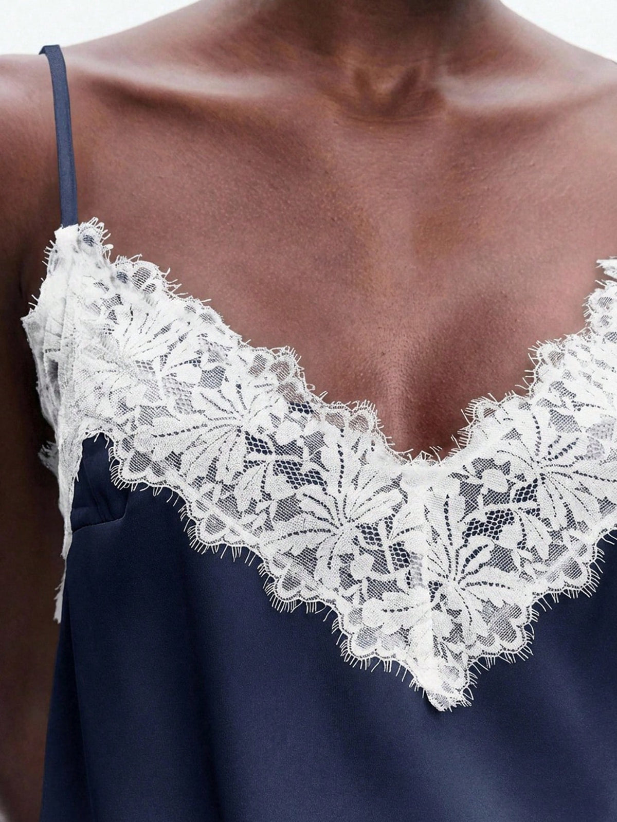 Maija Women's Navy Blue Contrast Lace Cami Top, Elegant Summer Spaghetti Strap V-Neck Loose Cami Night Business Casual Wedding Guest Top Autumn Halloween