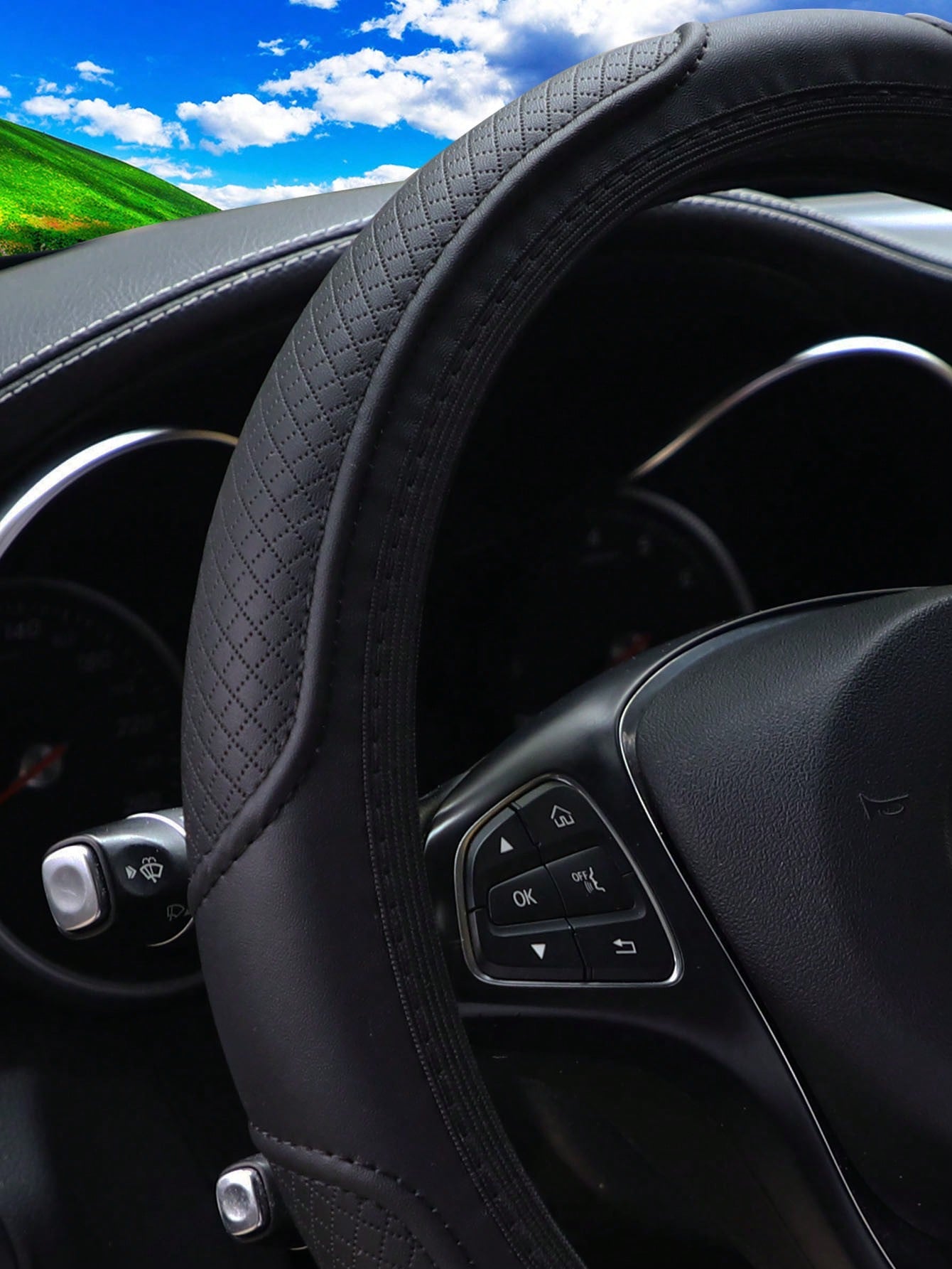 MEIKAXIU 1pc 3d Embossed Leather Non-Slip Car Steering Wheel Cover, Comfortable Soft, Suitable For 14.5-15inch Auto Accessories