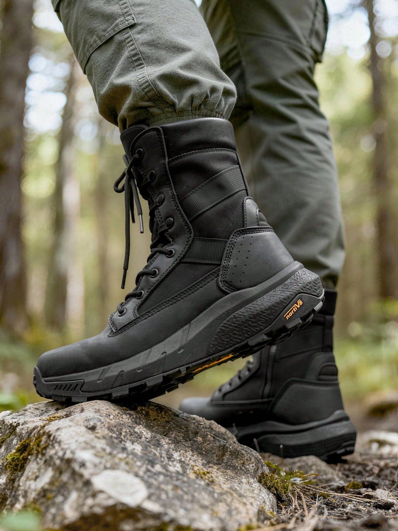 Men's Breathable Tactical Military Work Boots Side Zipper Leather Lightweight Hiking Motorcycle Combat Boots 8 Inches Recon