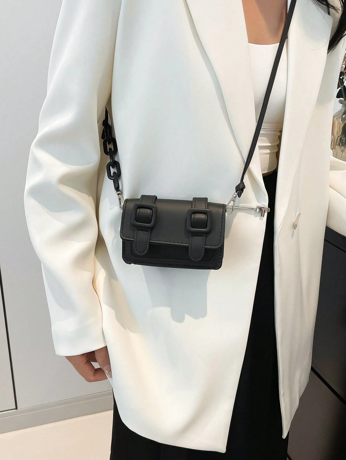 Mini Acrylic Decorative Chain Lipstick Crossbody Bag