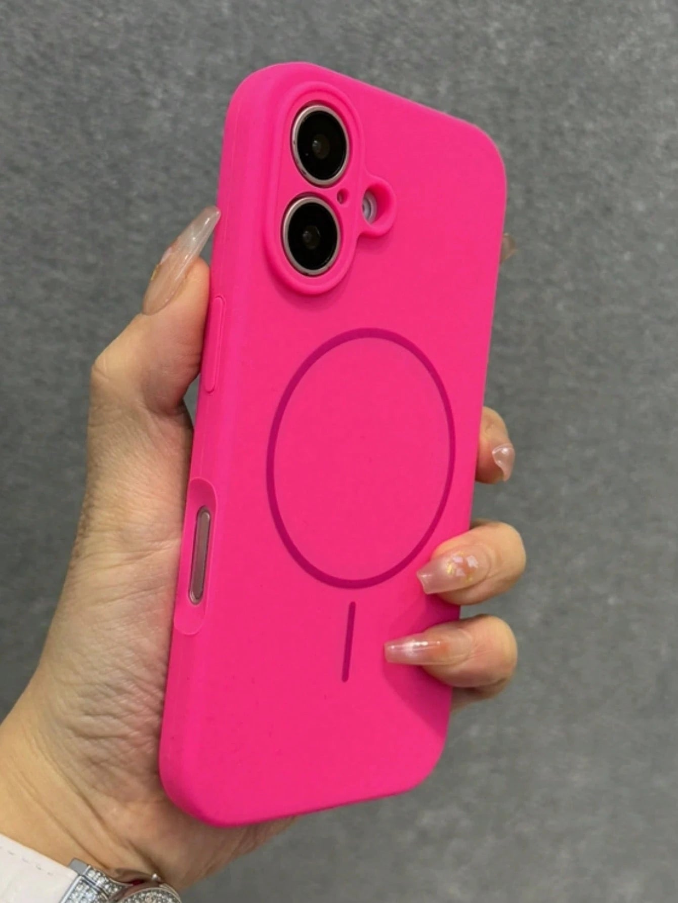 Minimalist Black Magnetic 1pc Matte Liquid Silicone Phone Case Compatible With IPhone 17 Air 16 15 14 13 12 Pro Max Plus Supports Wireless Charging Soft Silicone Back Cover Spring Birthday Gift