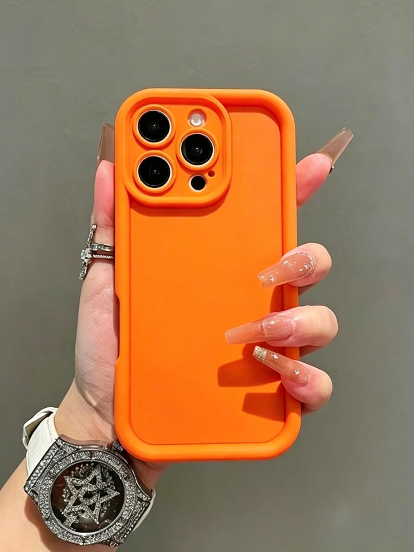 Minimalist Thick Shock-Absorbing Orange Phone Case, Compatible With IPhone 17/17Pro/17promax/16 Pro Max/16/16 Pro/16 Plus/16E/15/15 Plus/15 Pro/15 Pro Max/11/12/13/14 Pro Max/XS/XR/11 Pro/11 Pro Max/1