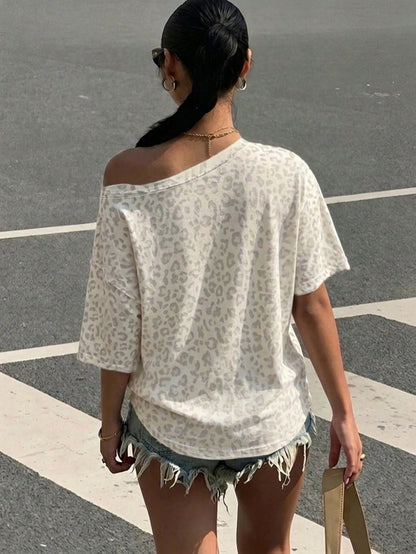 Muchica Leopard Print Women's Casual Minimalist Off-Shoulder Loose Short Sleeve T-Shirt Plus Size T-Shirt