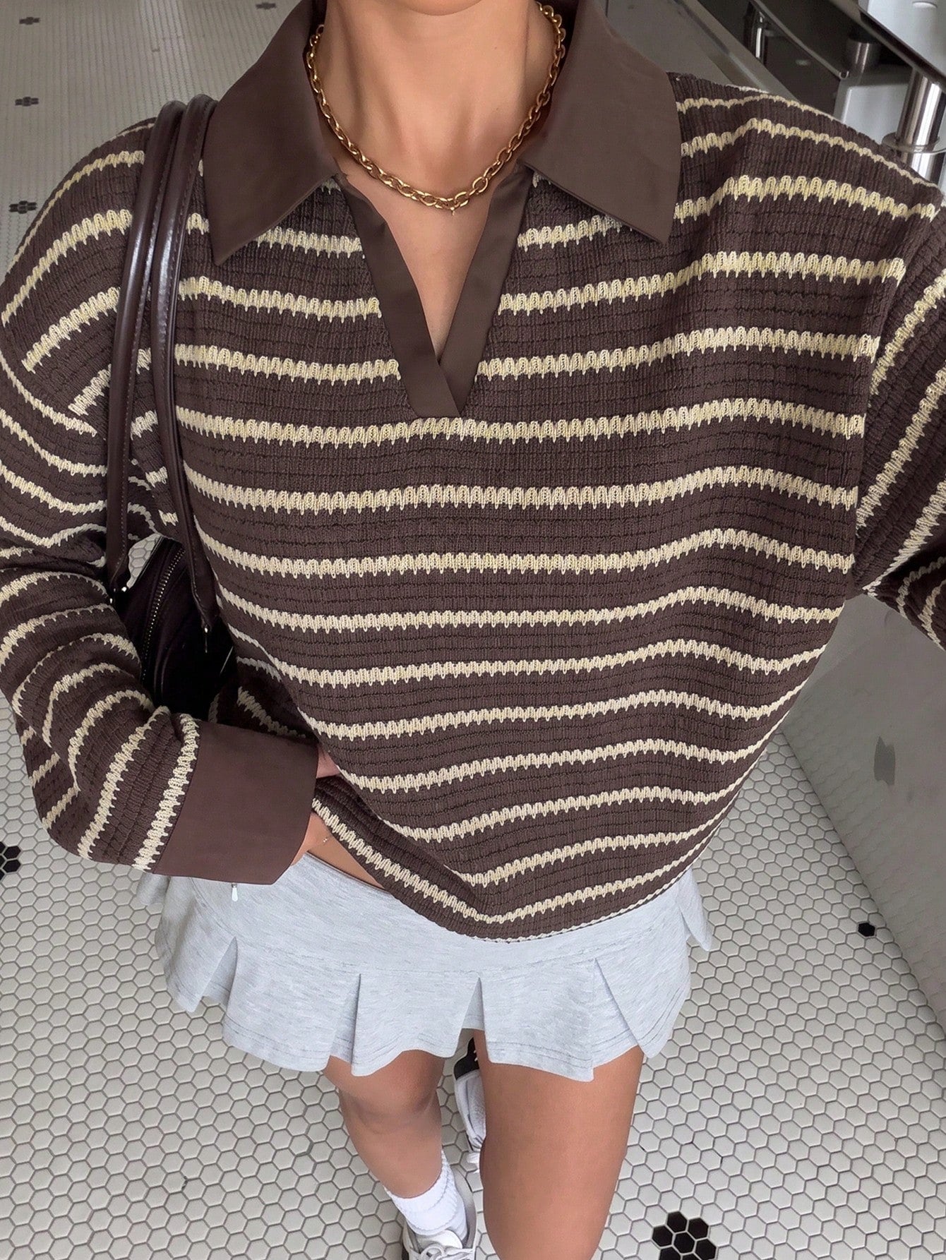 Muchica Plus-Size Autumn Casual Striped Polo Neck V-Neck Preppy Style Long-Sleeved T-Shirt, Perfect For Back-To-School Wear. Fall