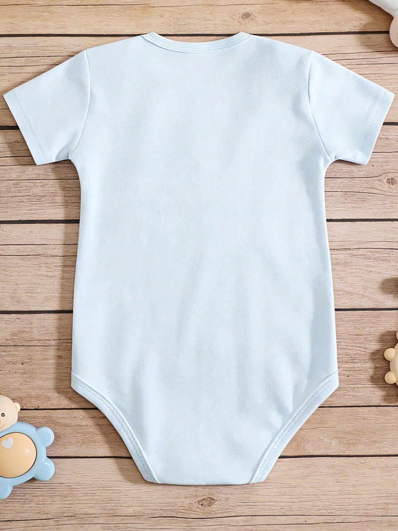 My Great-Grandmother Really Liked This Adorable Seasonal Baby Set. It Is Breathable And Suitable For Outdoor Wear. It Was Designed For Twin Babies.