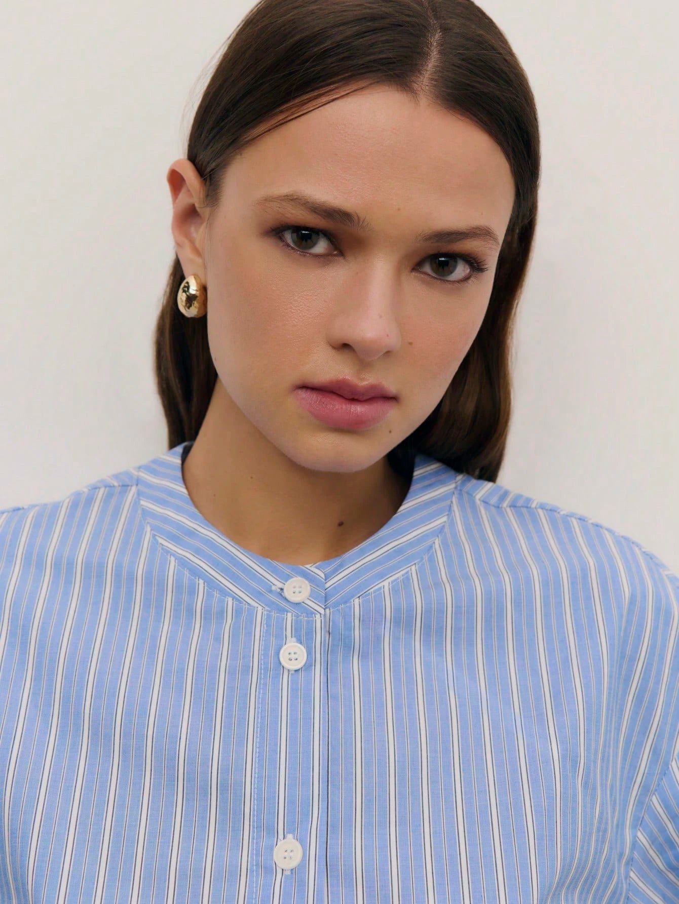 Nöista Blue Striped Shirt With Scalloped Hem, Perfect For Summer, Fall, Business And Casual.