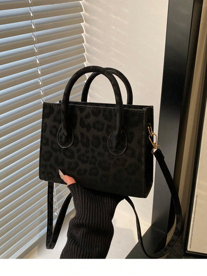 New Autumn/Winter Fashion Suede Elegant Handbag, Classic Versatile Leopard Print Mini Crossbody Bag, Suitable For Shopping, Wallet, Young Women, College Students, Newlyweds, Office Ladies. Ideal For O