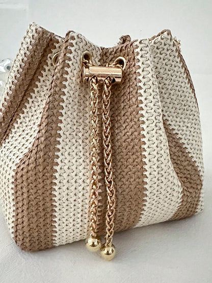New Fashion Straw Crossbody Bag With Metal Chain, Women Lightweight Minimalist Chic Metal Lock Clasp Straw Shoulder Bag, Perfect For Beach Vacation, Travel, Shopping, And Vacation Essentials, Eye-Catc