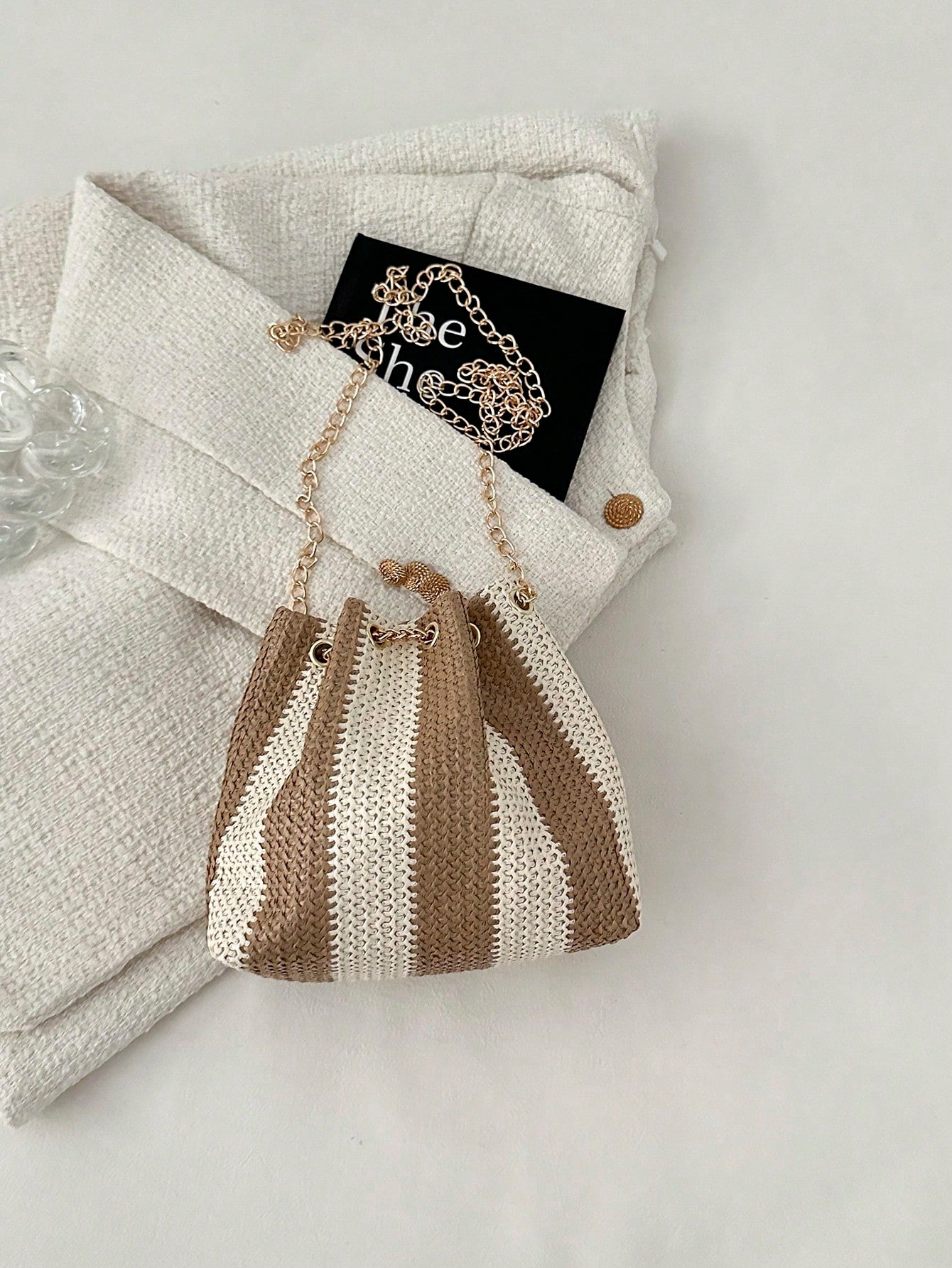 New Fashion Straw Crossbody Bag With Metal Chain, Women Lightweight Minimalist Chic Metal Lock Clasp Straw Shoulder Bag, Perfect For Beach Vacation, Travel, Shopping, And Vacation Essentials, Eye-Catc