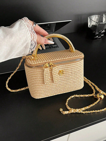 New Minimalist Woven Straw Lunch Box Bag With Chain Strap. Versatile As Shoulder & Crossbody Purse, Ideal For Beach & Vacation, Popular Holiday Pick.
