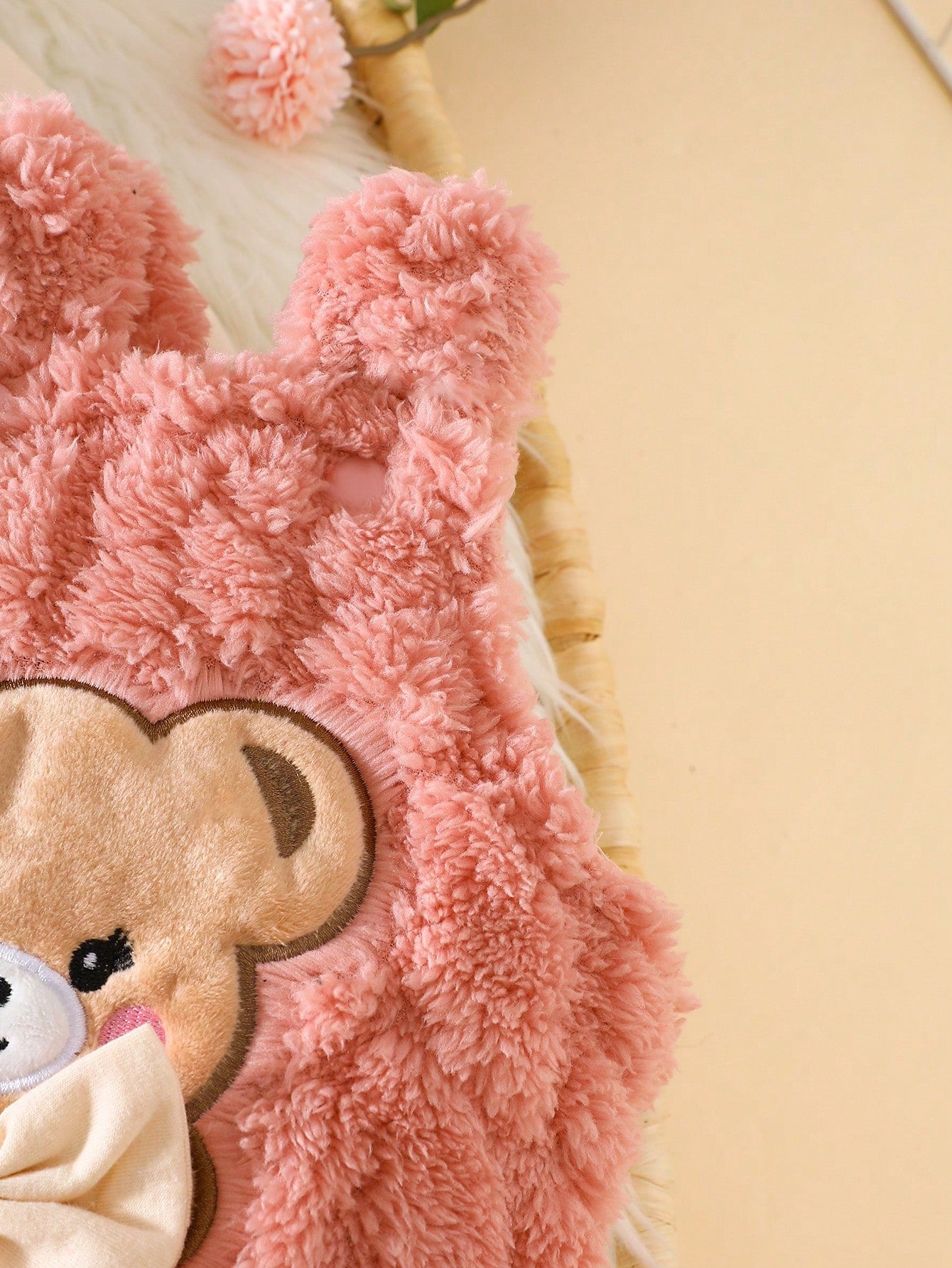 Newborn Bib Pants Set Light Pink Winter Kawaii Holiday Home Cute Bear Decor Delicate Bowknot Matching Headband Soft & Skin-Friendly Material Outfit
