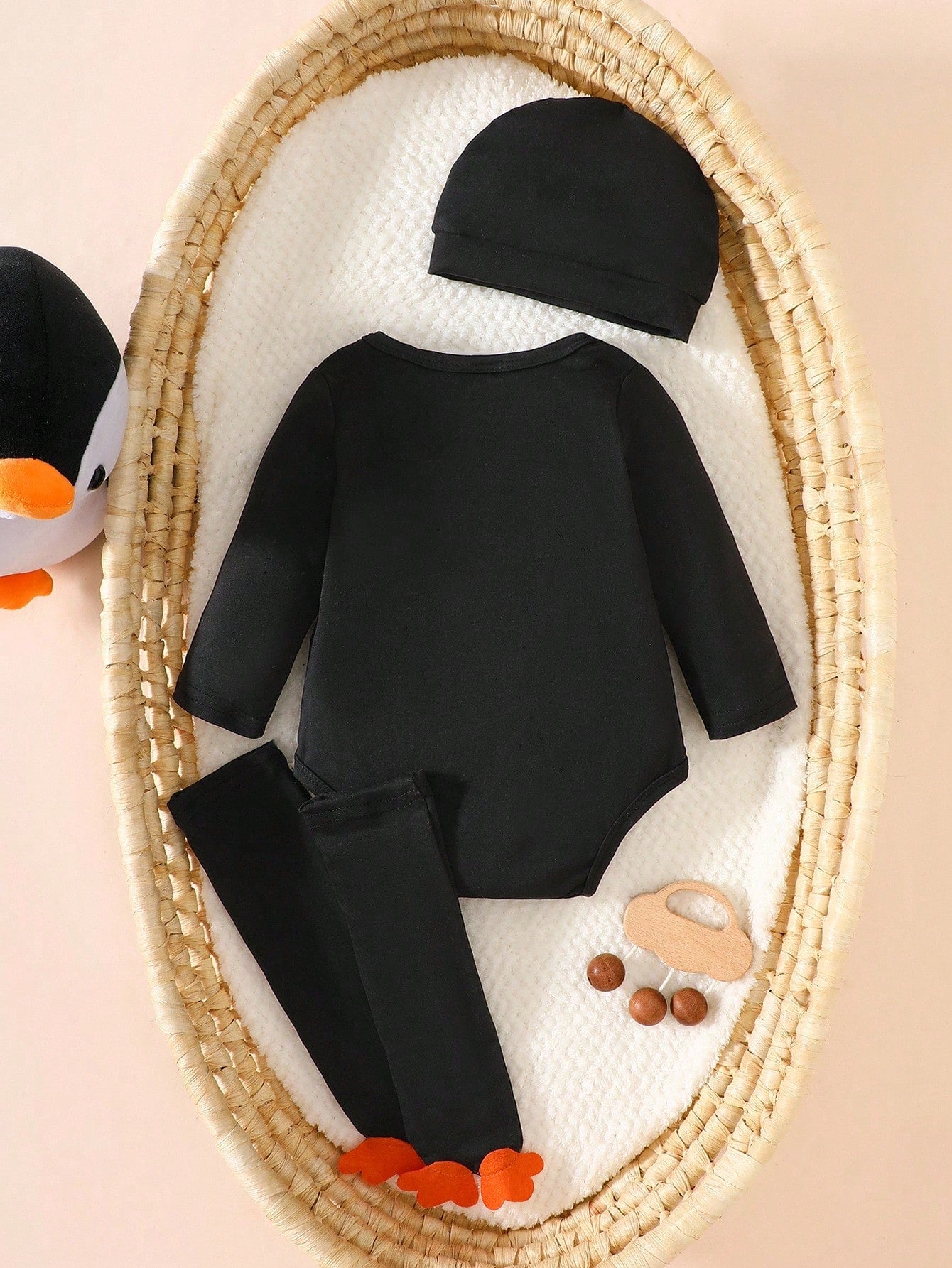 Newborn Male Baby Black Long Sleeved Cartoon Cute Little Penguin Print Jumpsuit Hat Sock Cover 3 Piecesoutfit Autumn Funny Graphic Matching Family
