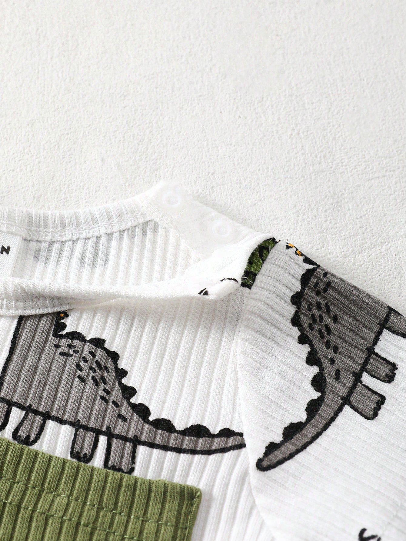 Newborn Male Baby White Autumn Cute Graphic Family Matching Cartoon Dinosaur Pit Stripe Short Sleeve Top With Pants Two Pieces Set Casual Sports