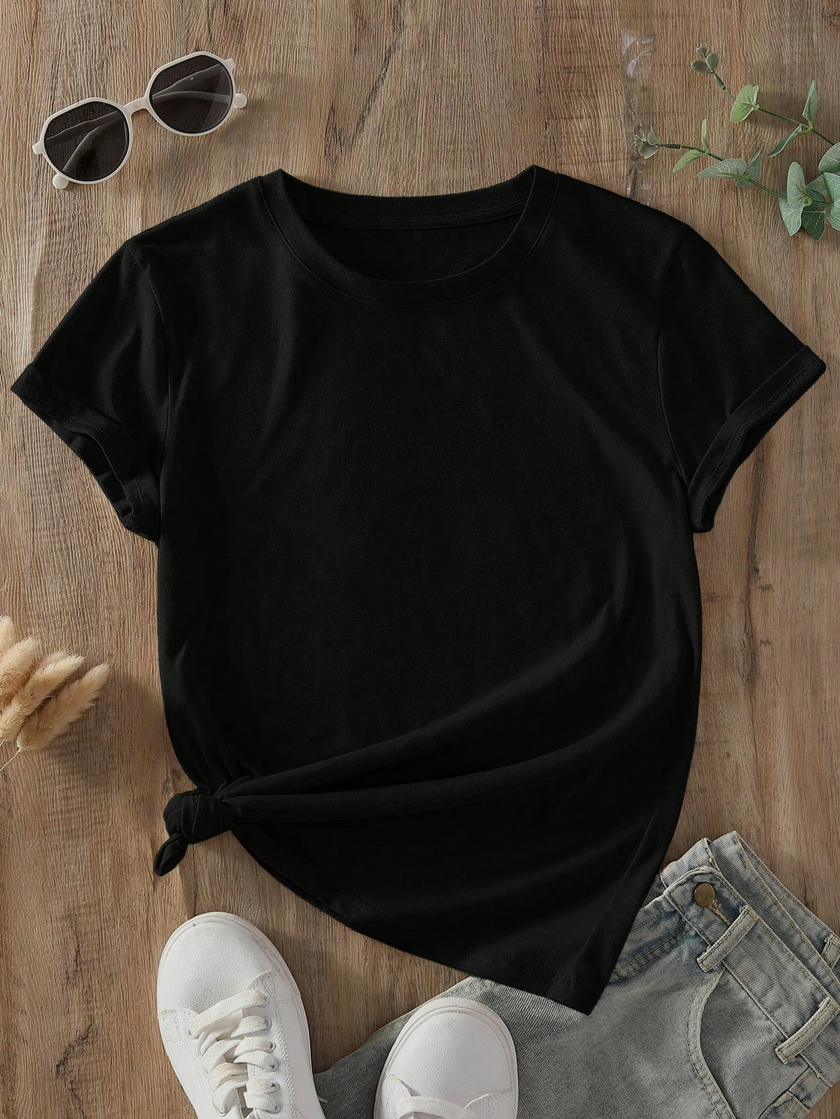 NostaNoir Solid Round Neck Tee