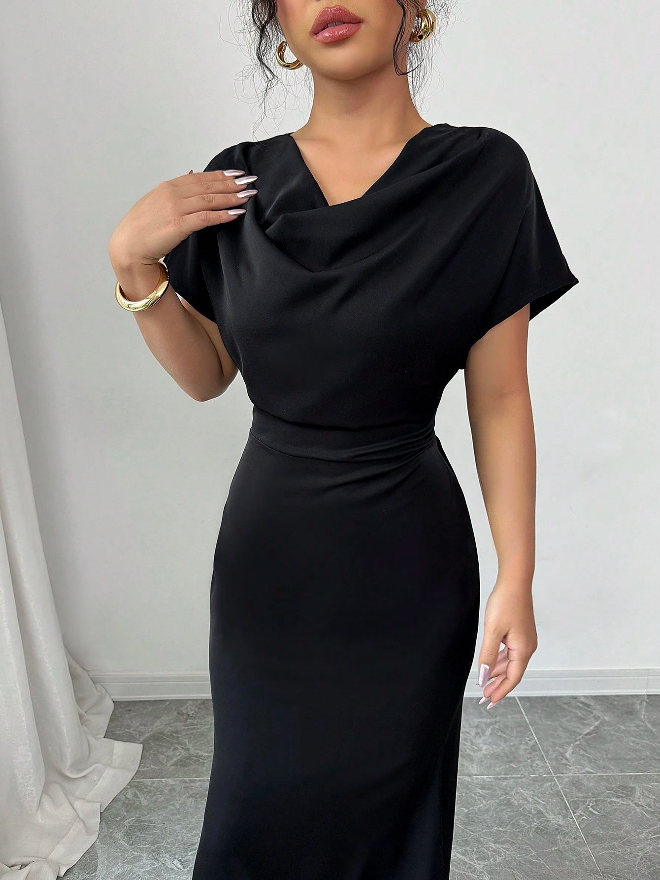 Olia Maree Solid Color Elegant & Romantic Draped Neck Backstrap Waist-Cinching Mermaid Dress For Women, Early Spring
