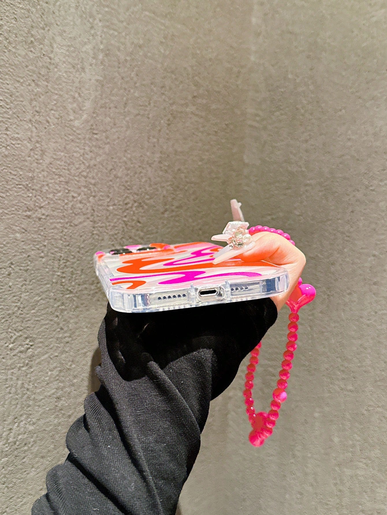 Painted Graffiti Elements Shockproof Colorful Graffiti Elements Fashion Phone Case With Heart Lanyard, Compatible With IPhone 17/16/15/14 Pro Max, High-Quality New Model 13, 15, Ins Style 12/12 Pro, 1