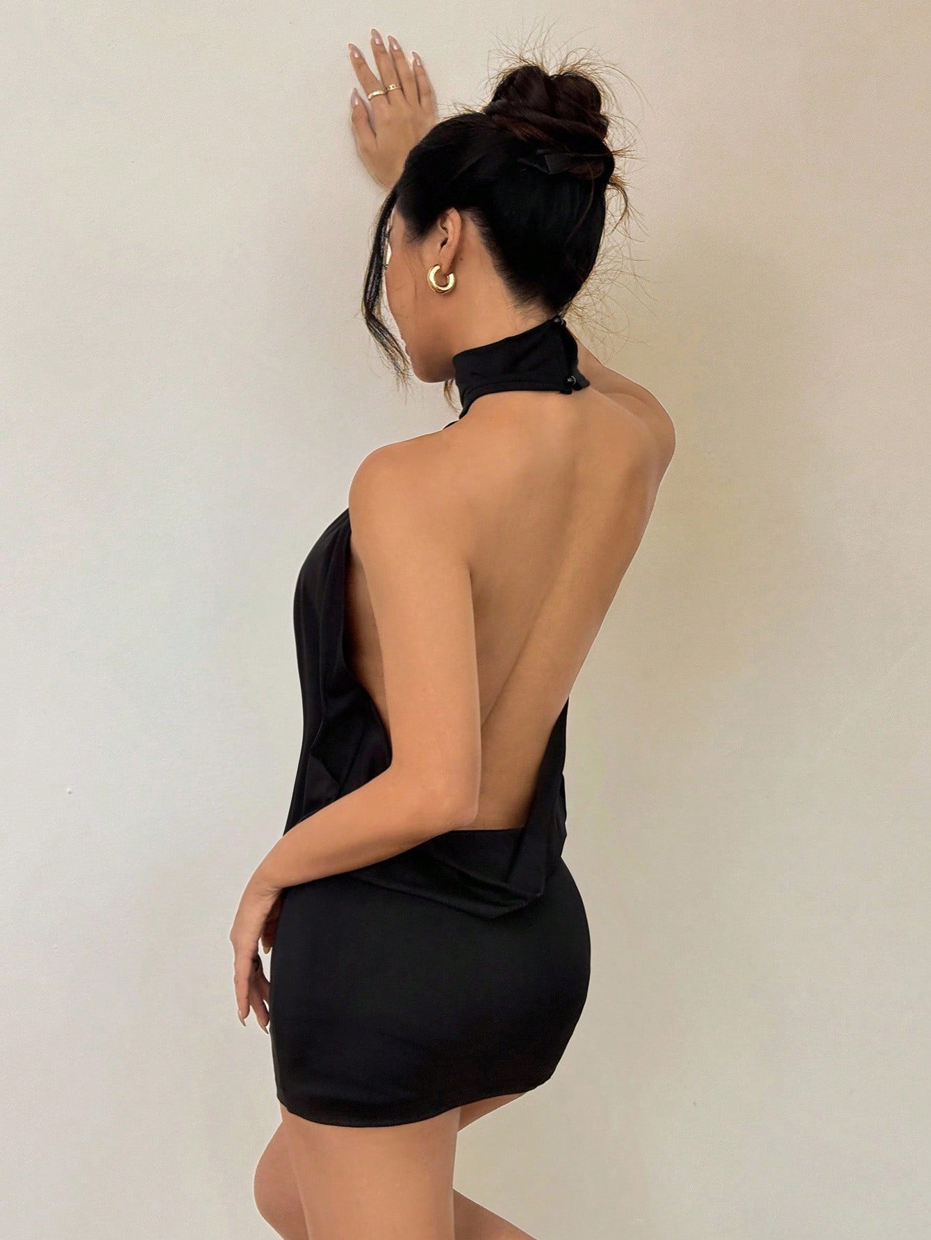 PETITE Elegant Sexy Sleeveless Black Mini Dress With Ruched Detail And Cold Shoulder Style Halter Neck Top Classy Party Club Night Out Petite Women Summer