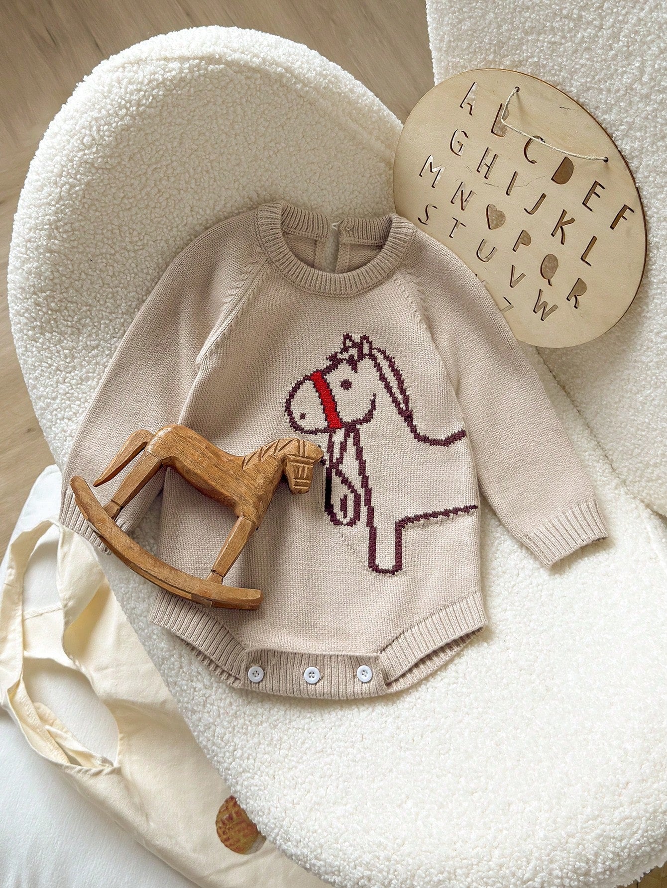 Playful Pals Baby Boy Beige Autumn Knitted Bodysuit,Funny Graphic Little Horse Pattern,Soft Casual Fashionable Matching Family Romper For Winter Daily Scenes