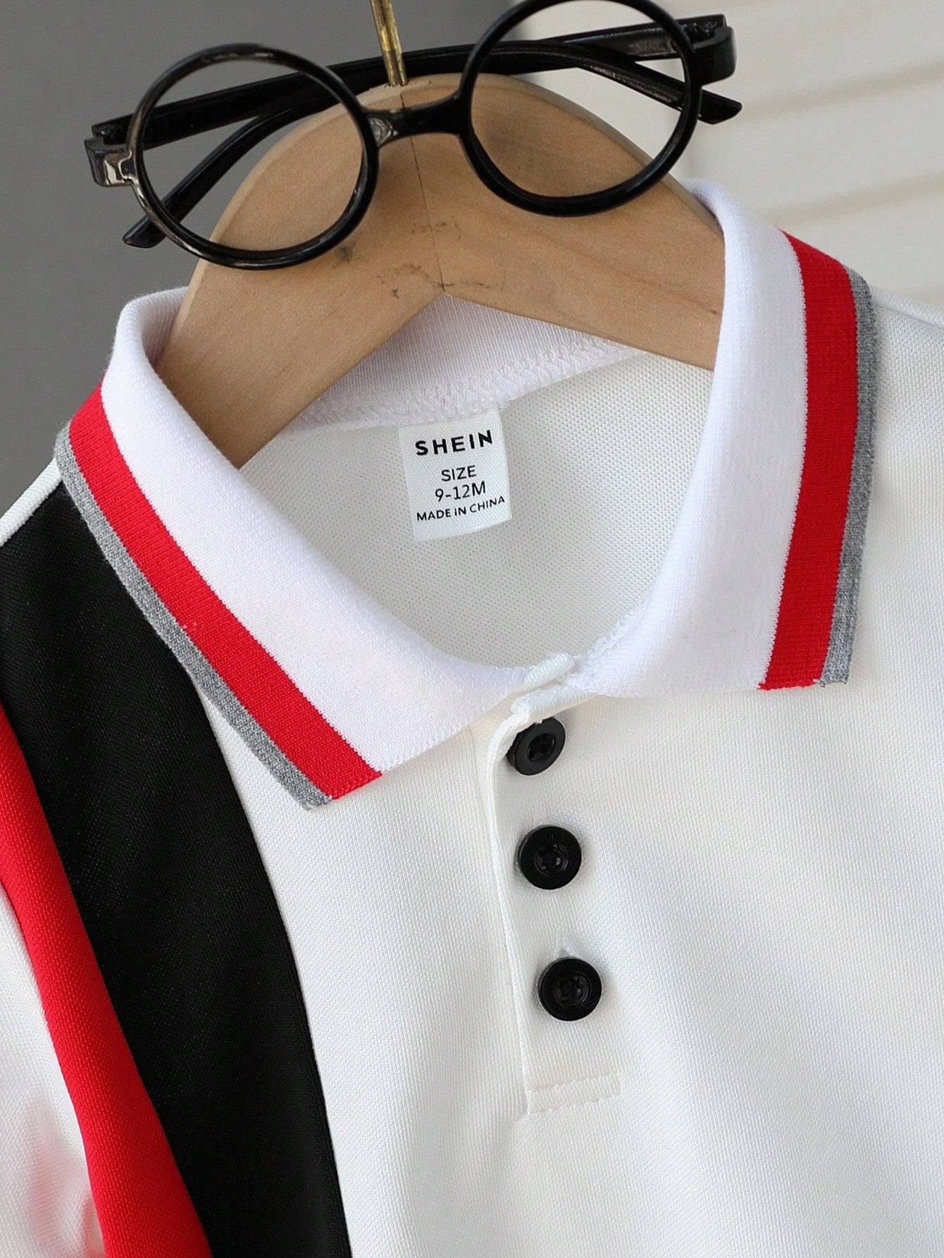 Playful Pals Baby Boy Knitted Polo Tops. It's Suitable For Wearing When Going On Outings, Attending School, Or At Parties.Tops Unisex Summer.
