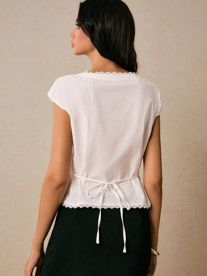 Poéselle Women Solid Color Contrast Lace Cap Sleeve Single Button Casual Romantic Elegant Blouse Wedding Day Party Tea Party Date White Summer
