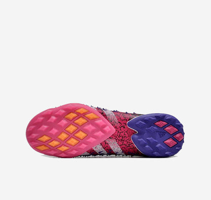 adidas Predator Freak Laceless TF "Shock Pink"
