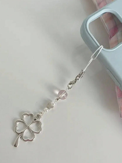 Pretty Girl's Handmade Beaded Four-Leaf Clover And Butterfly Bag Charm Phone Keychain Gifts For Mother, Family, Friends, Birthday, Holiday Phone Charm, Phone Chain