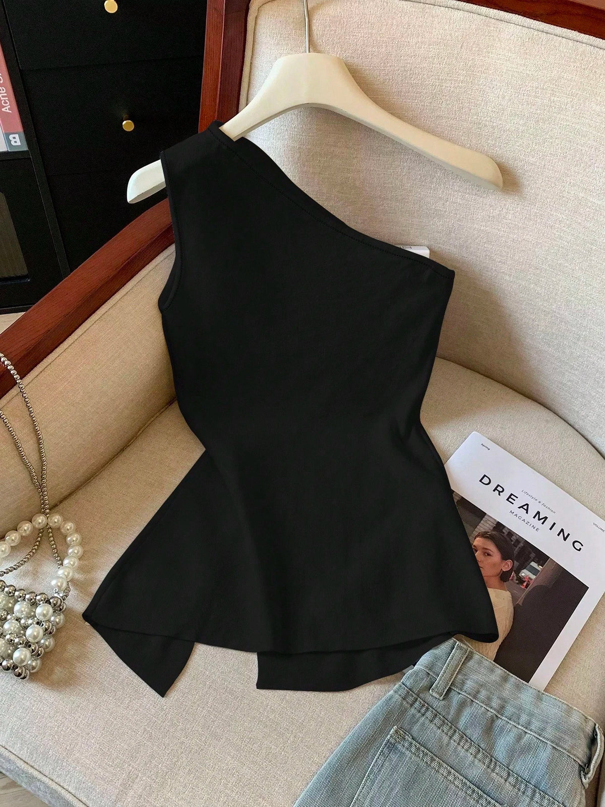 Qadelle Women's Solid Color Side Slit Hem Sleeveless Fashion Top