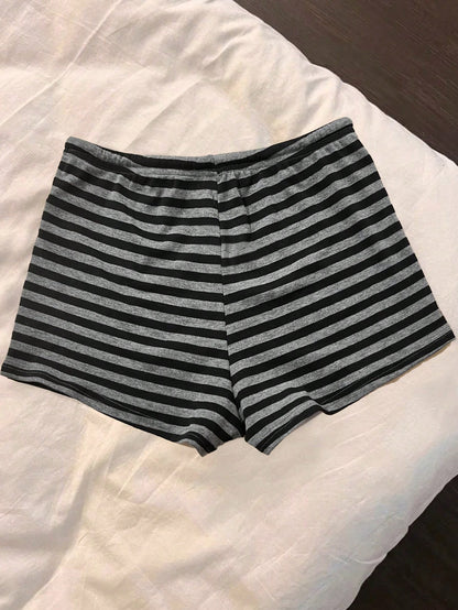 Resyla New Striped Tie Spaghetti Strap Crop Top And Shorts 2 Pieces Set, Casual Sexy Slim Fit