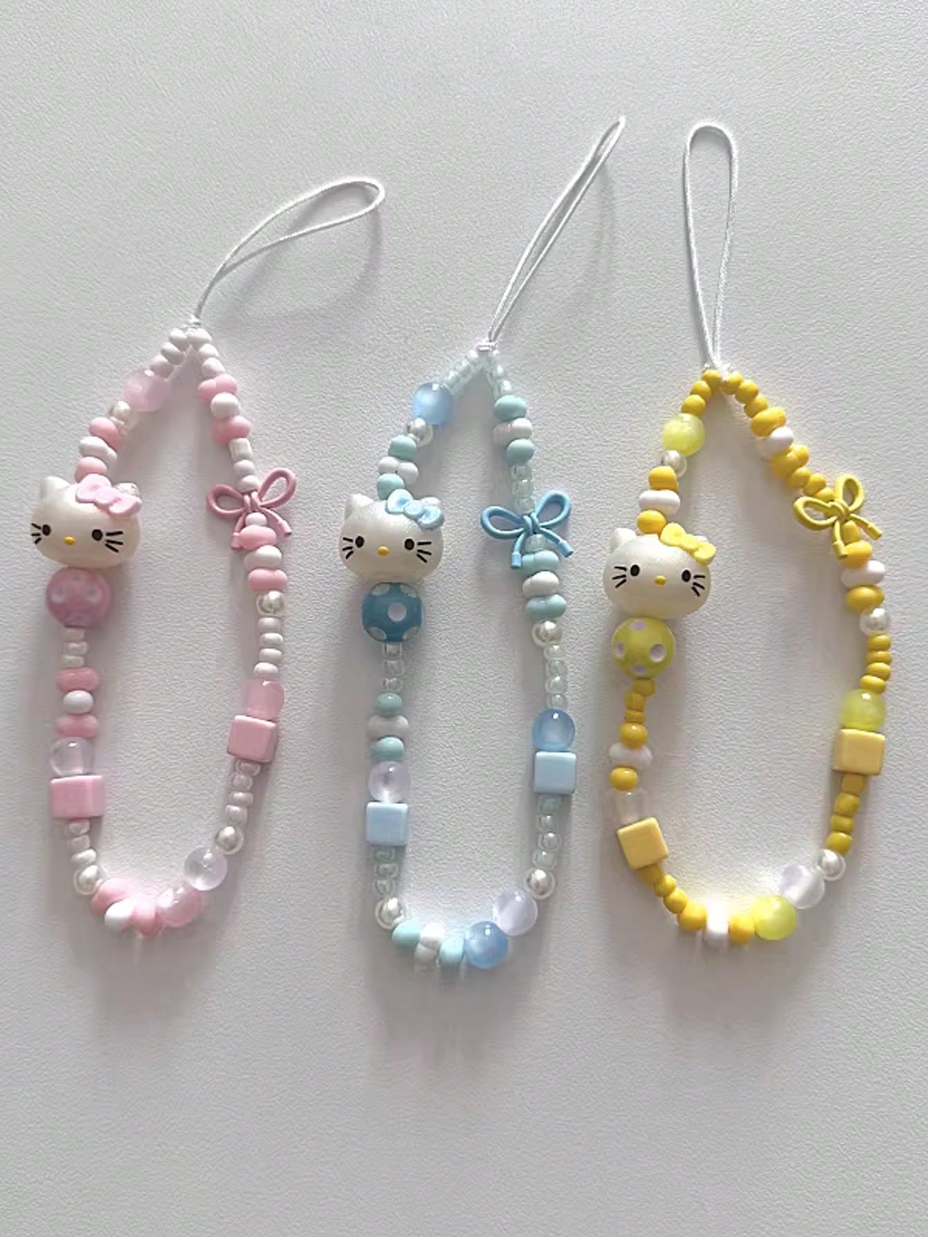 SANRIO 1pc INS Style 3D Pink Hello Kitty Beaded Phone Charm, Handmade Bow Keychain, Creative DIY CCD Camera Crystal Style Lanyard, Anti-Lost Accessory
