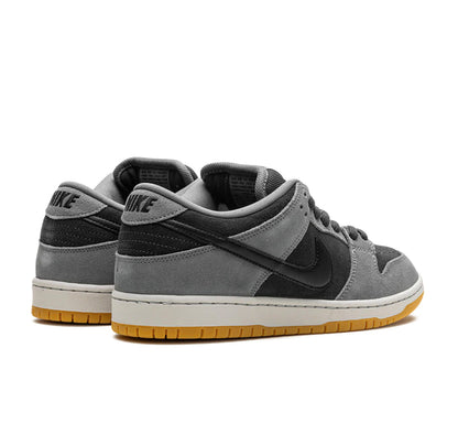 Nike SB Dunk Low Dark Smoke Grey