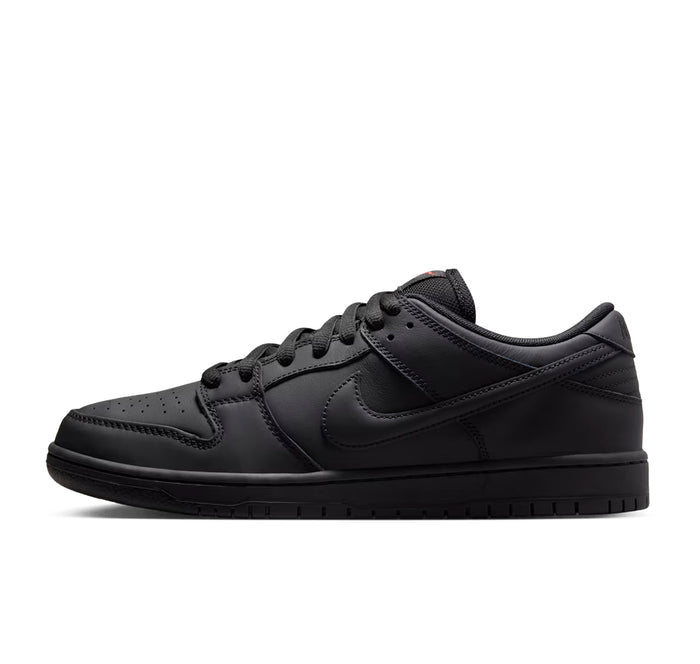 Nike SB Dunk Low Pro Triple Black