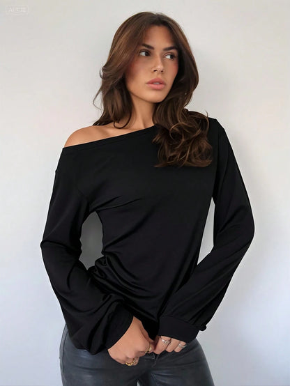 Siren Gaze Women's Casual Oblique Shoulder Ruched Waist Long Sleeve T-Shirt, Suitable For Autumn/Winter Christmas Red New Year New Year Party Burgundy