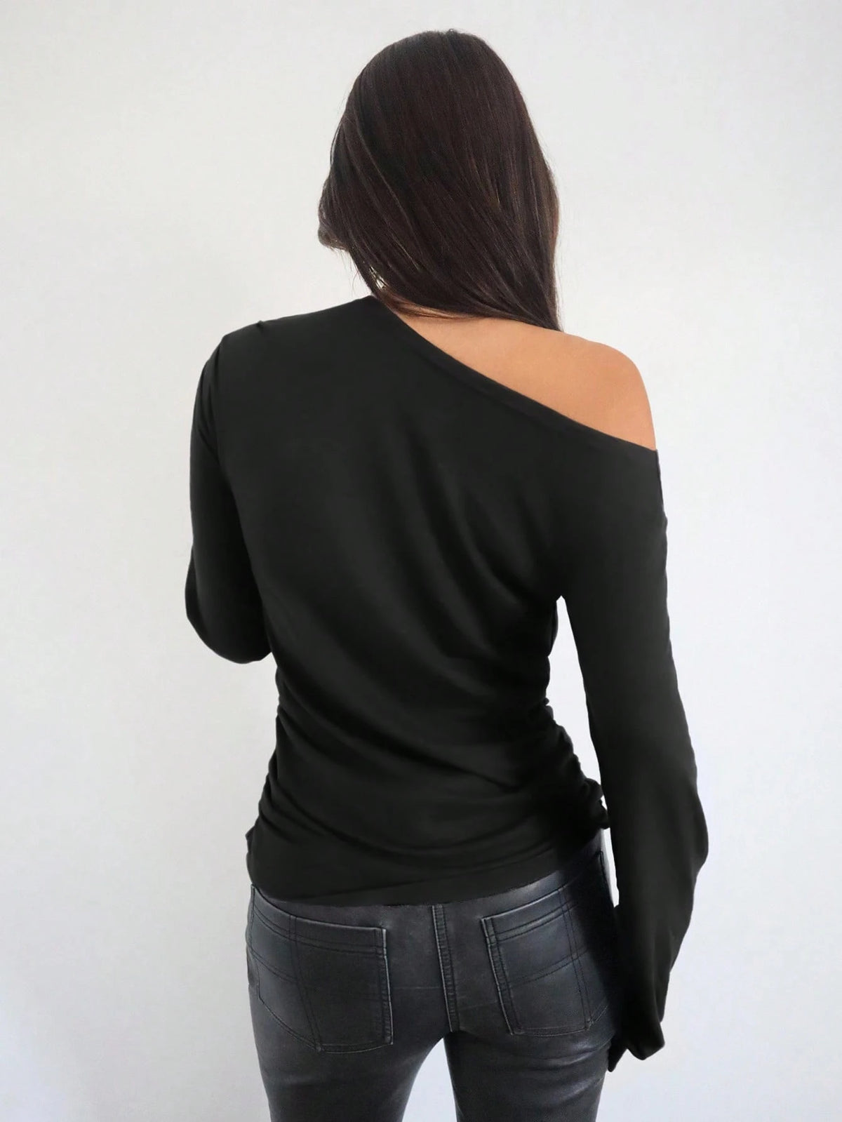 Siren Gaze Women's Casual Oblique Shoulder Ruched Waist Long Sleeve T-Shirt, Suitable For Autumn/Winter Christmas Red New Year New Year Party Burgundy
