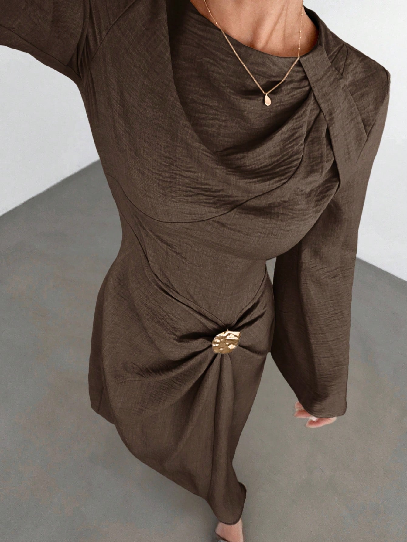Siren Gaze Women's Twist Detail Front Metal Buckle Coffee Brown Flare Long Sleeve Maxi Dress,Ladies' Wedding Guest,Autumn Elegant Dining Winter Formal Dress