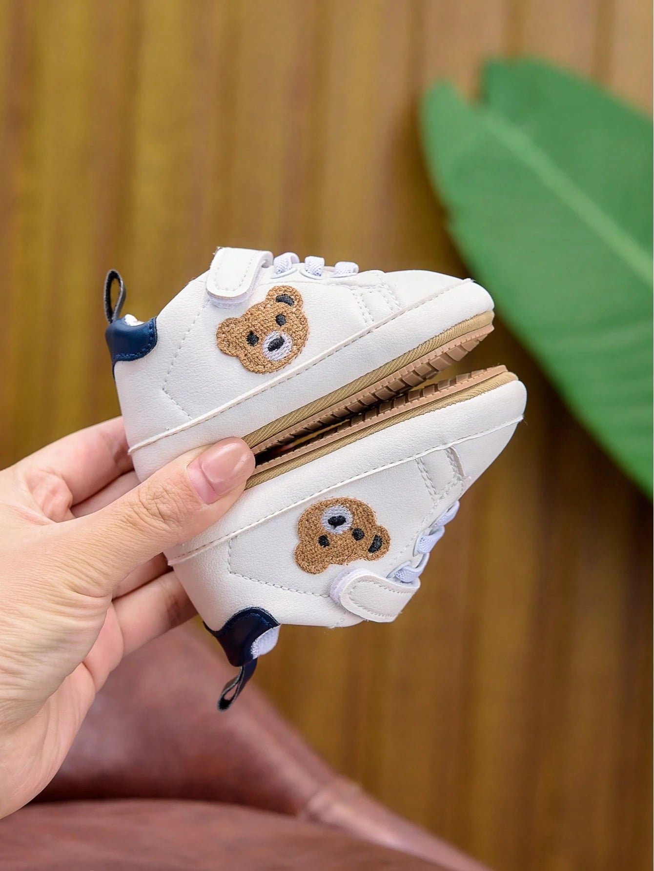 Soft Bottom Casual Infant Sports Shoes, Hook And Loop Closure, Toddler Shoes For 0-1 Year Old Boys & Girls, Suitable For Spring, Summer, Autumn, Winter, 0-6-12 Months, Soft Newborn Little White Shoes