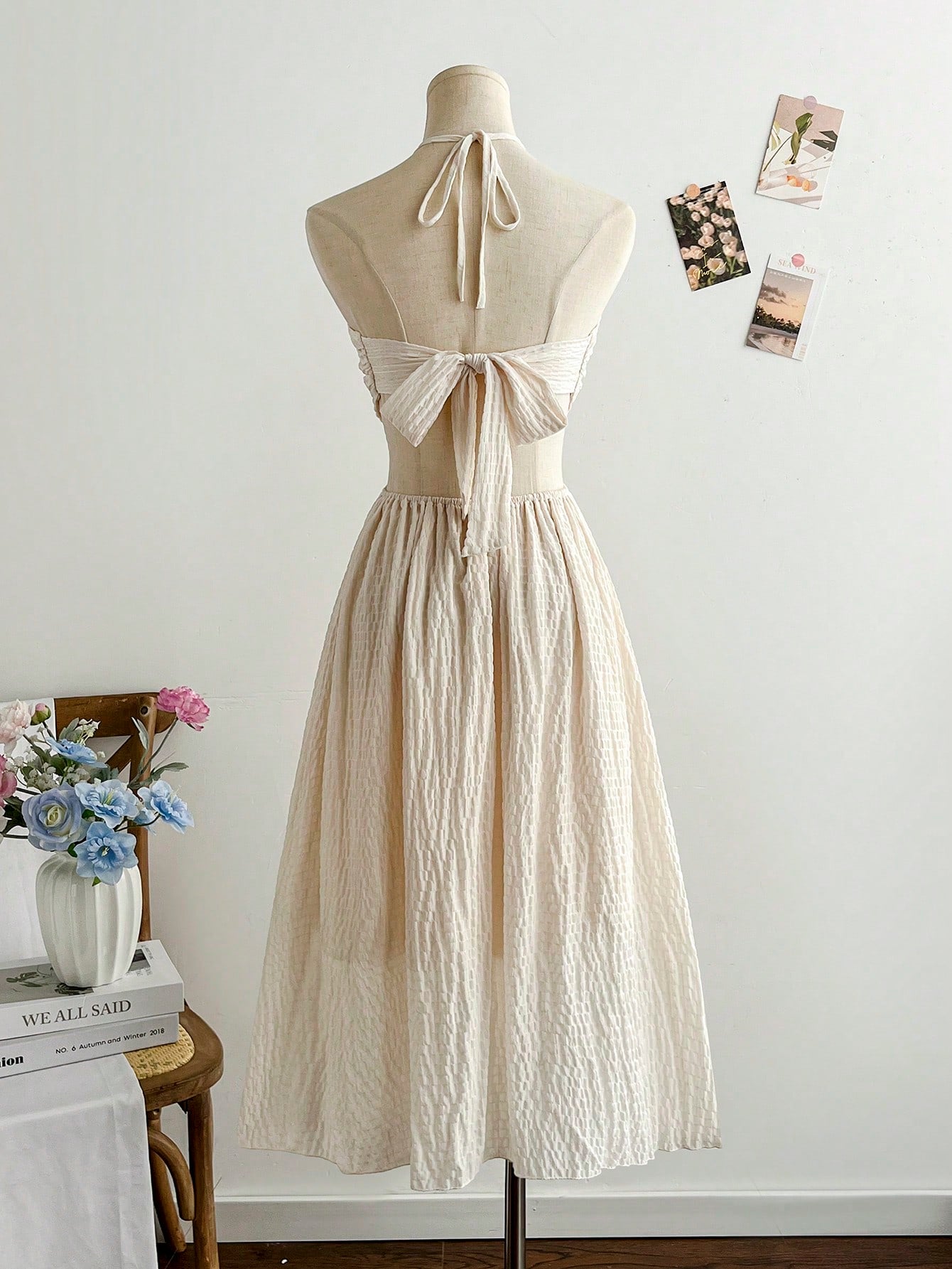 Soleia Vacation Casual Sexy Breezy Solid Color Backless Halter Neck Dress Vacation Beach White Summer
