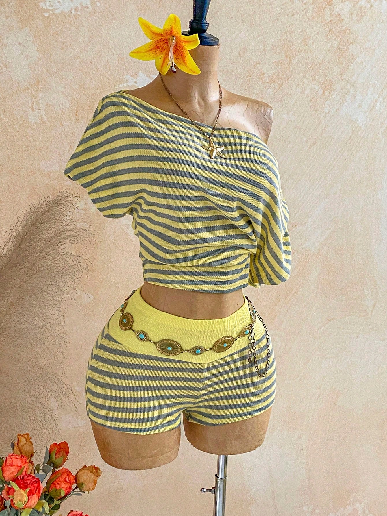 Soleia Women's Casual Tropical Mustard Yellow Asymmetric Collar Batwing Sleeve Top And Shorts 2 Pieces Set, Vacation Outfits Summer Beach