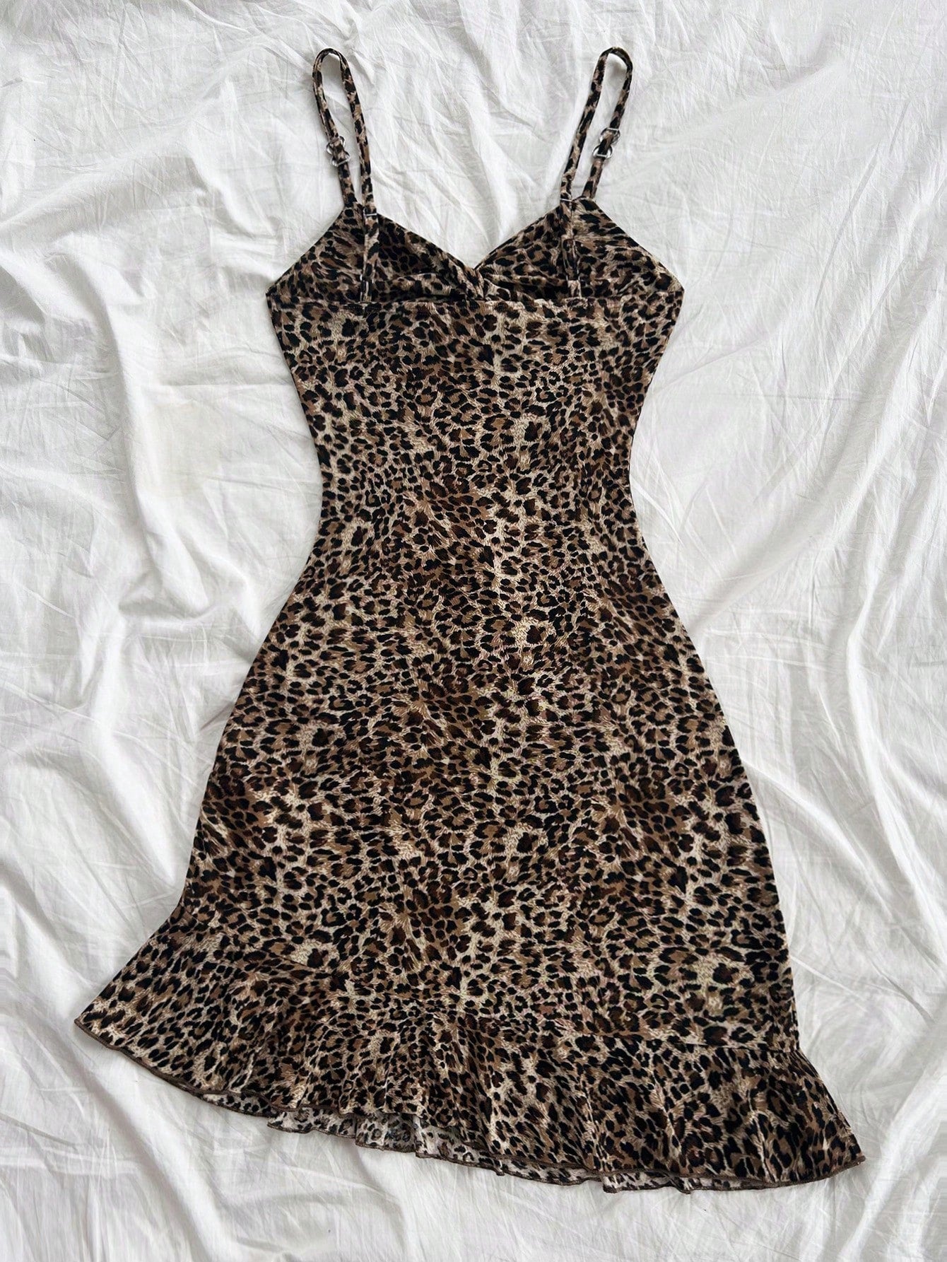 Soleia Women's Fashionable Sexy Leopard Print Twist Front Asymmetrical Ruffle Hem Bodycon Mini Dress, Suitable For Party No Chest Padding